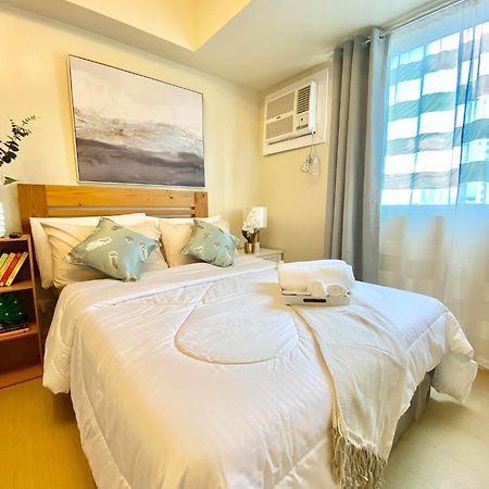 Cozy Studio In Metro Davao With W&D, Pool, & Gym エクステリア 写真