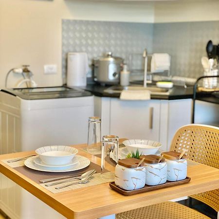 Cozy Studio In Metro Davao With W&D, Pool, & Gym エクステリア 写真